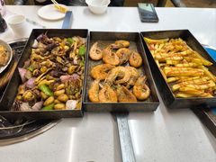 -老东镇啤酒屋海鲜加工·蒸汽海鲜·海鲜烧烤(台东店)