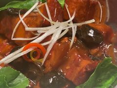 云南蘑菇烧肉-中8楼风尚云南菜(颐堤港店)