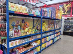 -逝水玩具折扣店