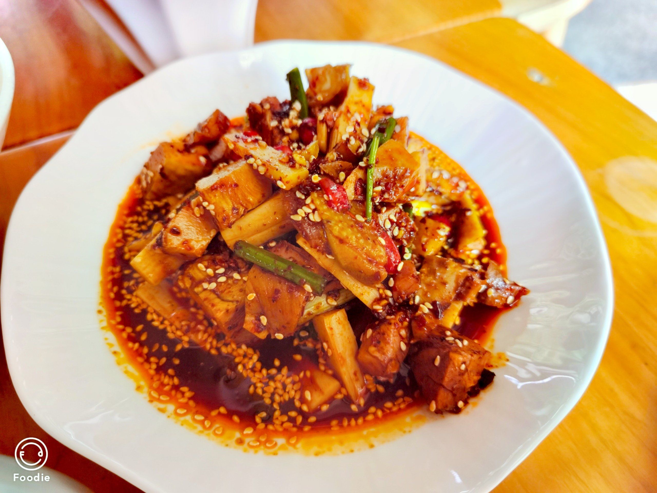 宁静
[糖果]菜品
「凉拌土鸡」强烈推荐,58元一份,鸡肉竟几乎无骨