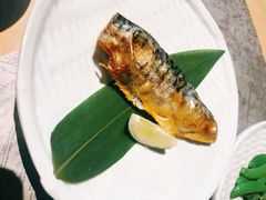 -穹六人间 people 6(岳阳路店)
