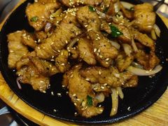 -九道菜有鸡鱼头(石鼓路店)