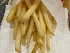 -麦当劳(田林好又多店)
