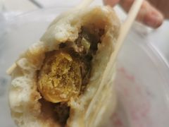 咸蛋黄超人包-老陶包子铺(南大西南村店)