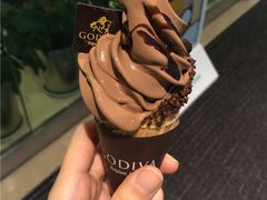 巧克力软冰淇淋-GODIVA(港汇恒隆广场)