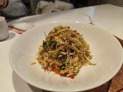 -红樱桃·欢乐餐厅(太原里店)