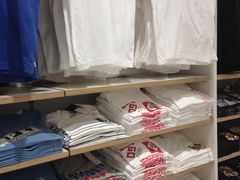 -优衣库(红谷滩万达店)