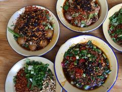 -拈签一笑黄牛肉辣卤串串