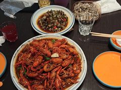 -川流不息·地道川菜·小龙虾(松东路店)