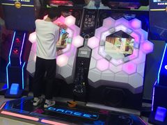 -爱玩嘉年华(江北一店)