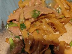 -潮界(LU·ONE凯德晶萃广场店)