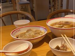 -八二小区抄手(龙湖上城天街店)