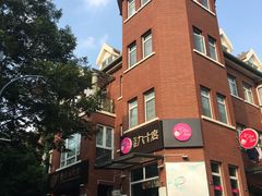 -钟书阁(松江泰晤士小镇店)