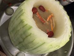 -得意咚瓜·顺德鱼生·冬瓜火锅(深圳首店)