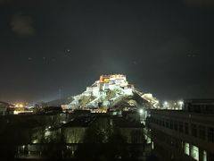 -平措康桑·和牛自助观景餐厅(布达拉宫店)