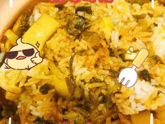 -煲仔皇腊味煲仔饭(经四万达店)