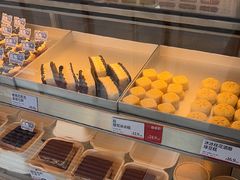 -读酥世家(松江新城地铁站店)