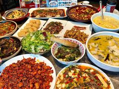 -小三峡食府(西五路店)