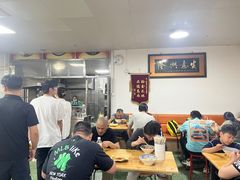 -魏旺湖北正宗牛肉面(硚口公园店)