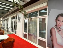 -黎蓓露·徒手骨雕蛋白抗衰·调肤管理