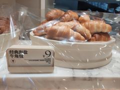 -HOT CRUSH趁热集合·现烤面包(环球港店)