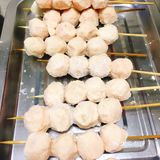 店面不大，干净卫生，几乎站满了人