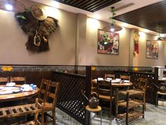 大堂-地锅公社·现炒地锅鸡·地锅鱼·夜宵(罗锦路店)