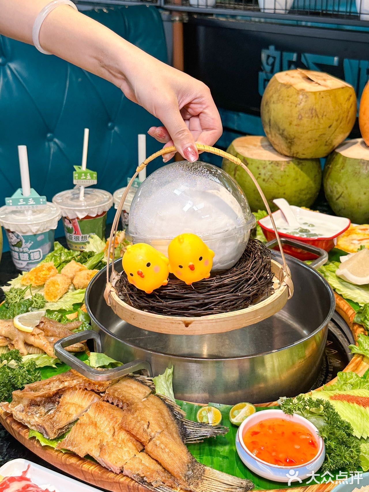 在三亚！！5天吃了3次的椰子鸡！好好吃！