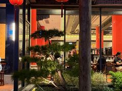 -龙悦湾酒家·八阵鱼生·渔人码头店