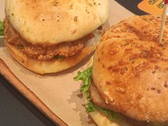 -必胜客(金鹰店)