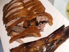 果木烤鸭-雀蓝川菜(奥体广场店)