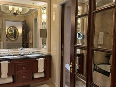 -广州富力丽思卡尔顿酒店