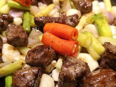 石锅百合牛肉粒-粗茶淡饭·汉口公馆(循礼门店)
