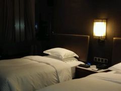-中山利和希尔顿酒店