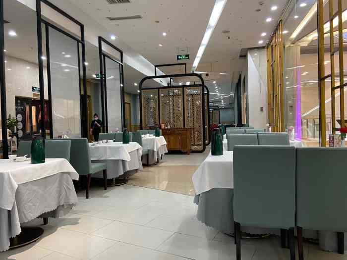 羲和雅苑烤鸭坊(万寿路店)-"挺合适的,请朋友们去的,有点特色.