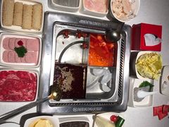 -海底捞火锅鲜切牛肉主题店(长寿路店)
