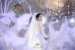 -Color卡诺婚纱礼服馆(南京严选店)