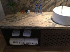 iphone_upload_pic-月亮河温泉度假酒店