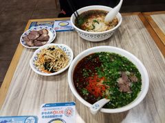 -夏雪花·手工拉面(南油店)
