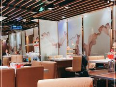 大堂-海底捞火锅鲜切牛肉主题店(长寿路店)