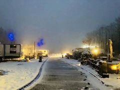 -三峡国际房车露营地(G348店)