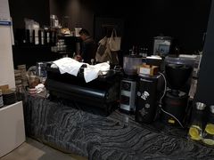 -UNI UNI(环亚凯瑟琳店)