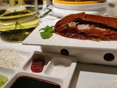 -贝勒爷·酥不腻烤鸭