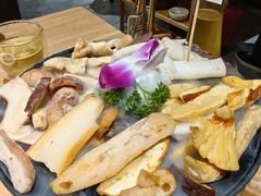 -一朵菌·野生菌探索家火锅(南亚店)
