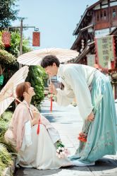 -AOROA·奥洛拉婚纱摄影·旅拍·礼服