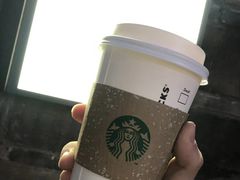 -星巴克(镇江丹阳金鹰天地店)