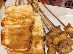 -华府九号海鲜烧烤大排档(龙域店)