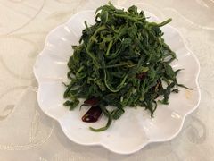 -鑫巴蜀小镇 · 水煮鱼专研店(玉桥店)