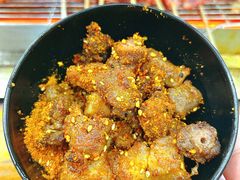-哈尔滨小酒馆·鲜肉现穿自助烧烤(康新花园店)