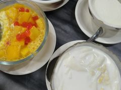 -黄师奶甜品店